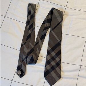 Burberry Check Silk Men's Tie